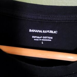 Banana Republic Supima® Cotton T-Shirt – Black, Size L